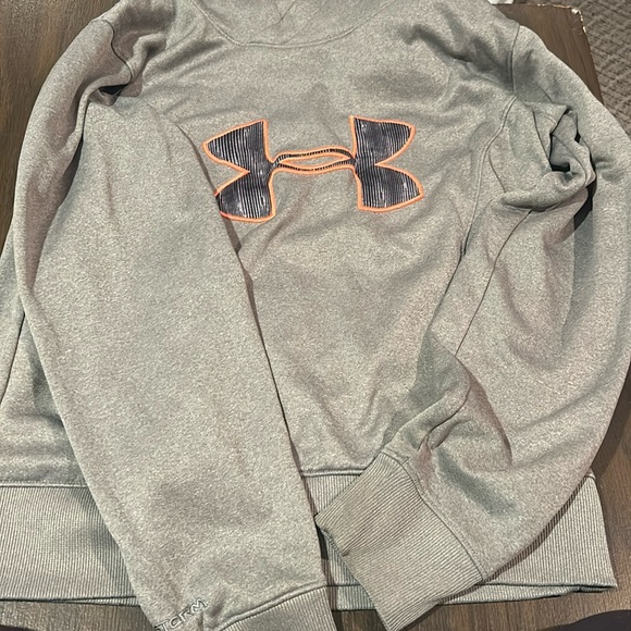 Under Amour sweatshirt Size M - Picture 1 of 1